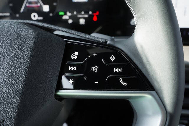 2025 Audi Q5 quattro Premium Plus TFSI