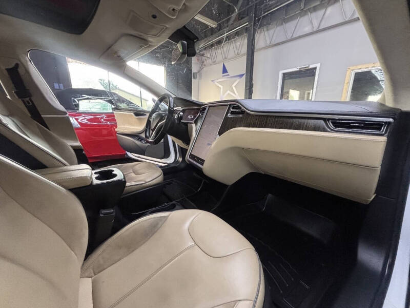 2012 Tesla Model S Performance
