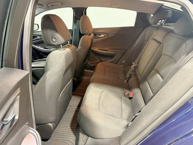 2017 Chevrolet Malibu Hybrid