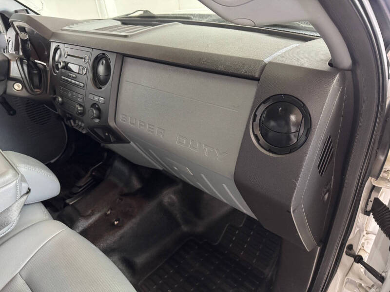 2011 Ford F-350 Super Duty XL