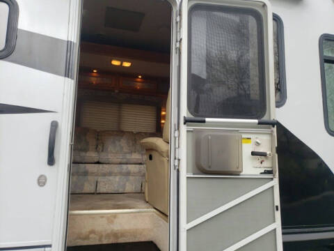 1999 Freightliner XC Chassis