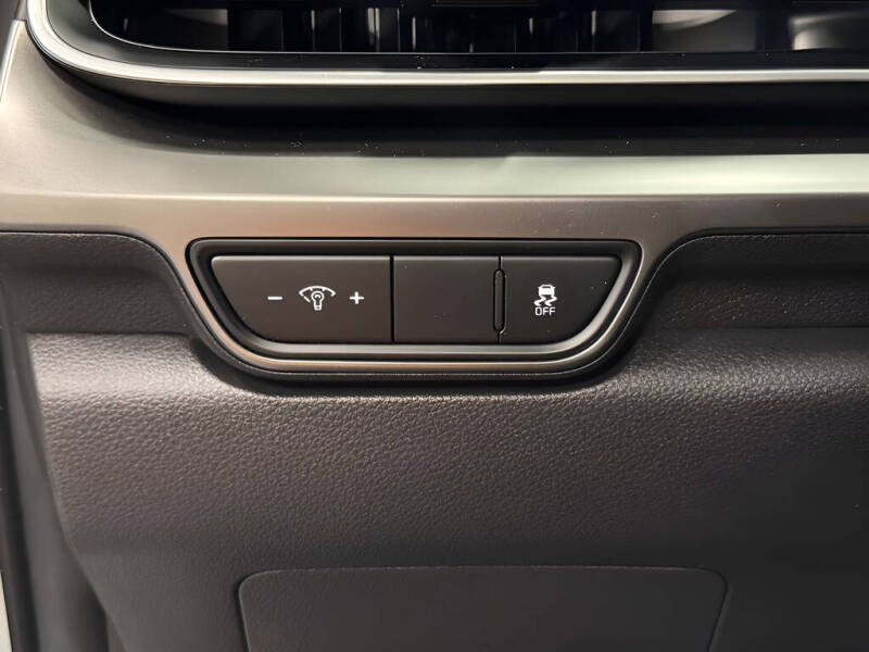 2025 Kia Carnival SX