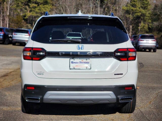 2025 Honda Pilot Touring