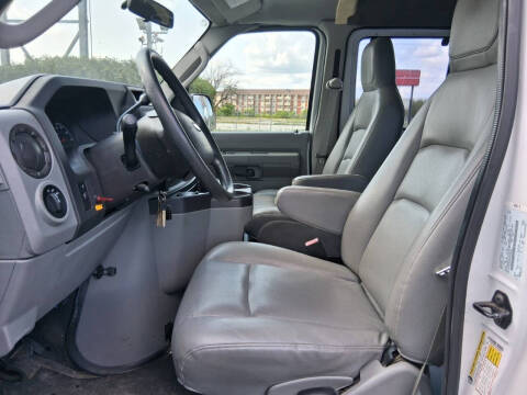 2009 Ford E-Series E-250