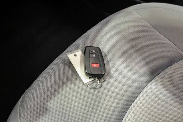 2020 Toyota Prius LE