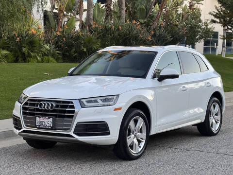 2018 Audi Q5 2.0T quattro Premium Plus