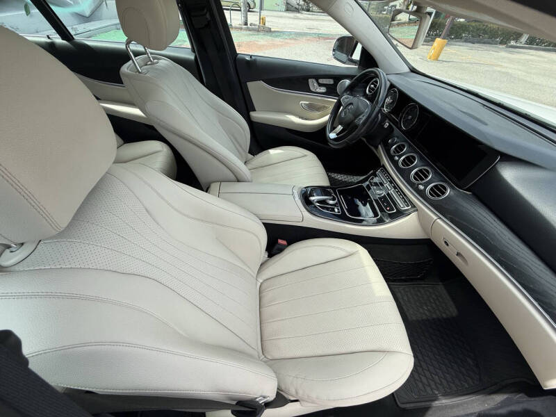 2017 Mercedes-Benz E-Class E 300 4MATIC