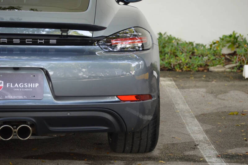 2025 Porsche 718 Cayman S