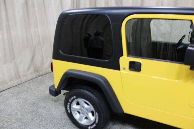 2004 Jeep Wrangler X photo 13