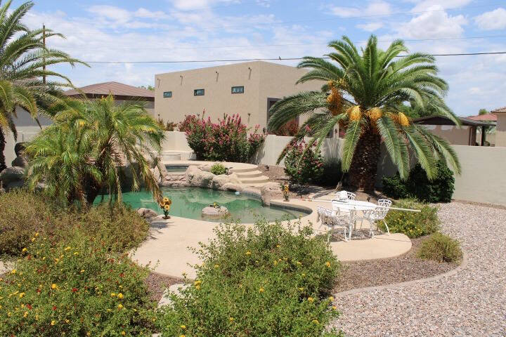 1985 custom home 3600 ft