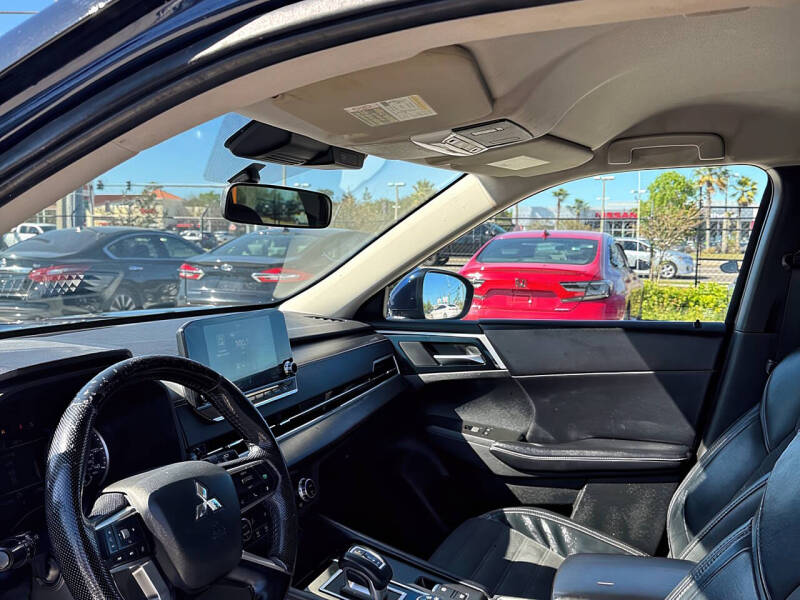 2022 Mitsubishi Outlander