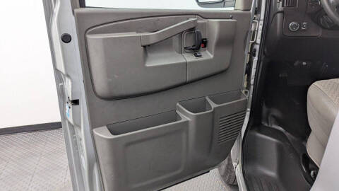 2024 Chevrolet Express 2500