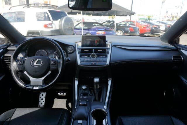 2017 Lexus NX 200t