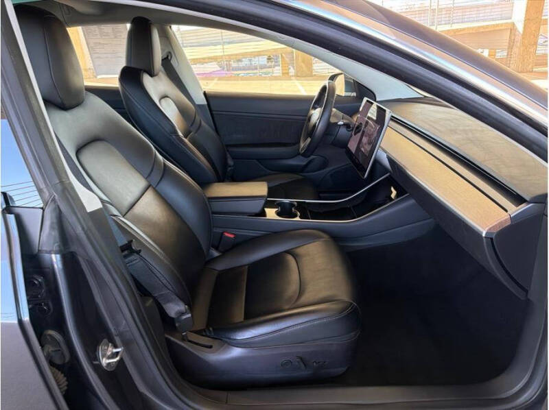 2018 Tesla Model 3 Standard