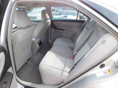 2016 Toyota Camry LE