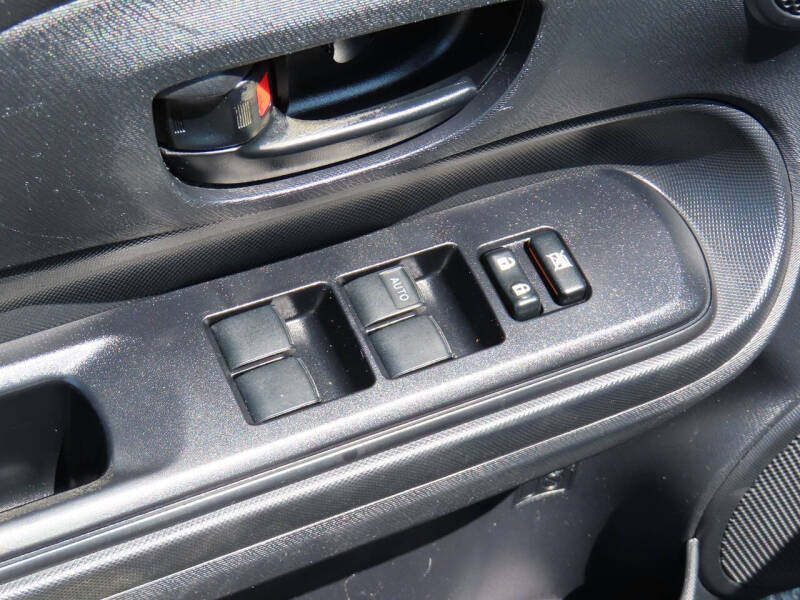 2015 Toyota Prius c Four