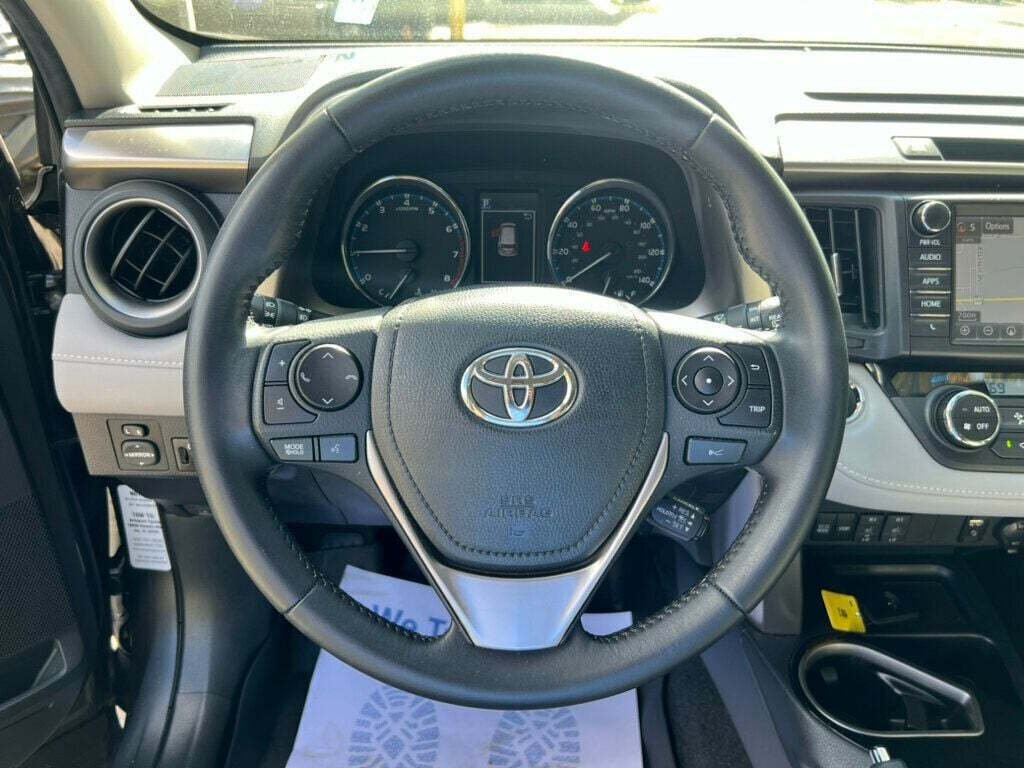 2018 Toyota RAV4 for sale at South East Car Agency in Gainesville, FL