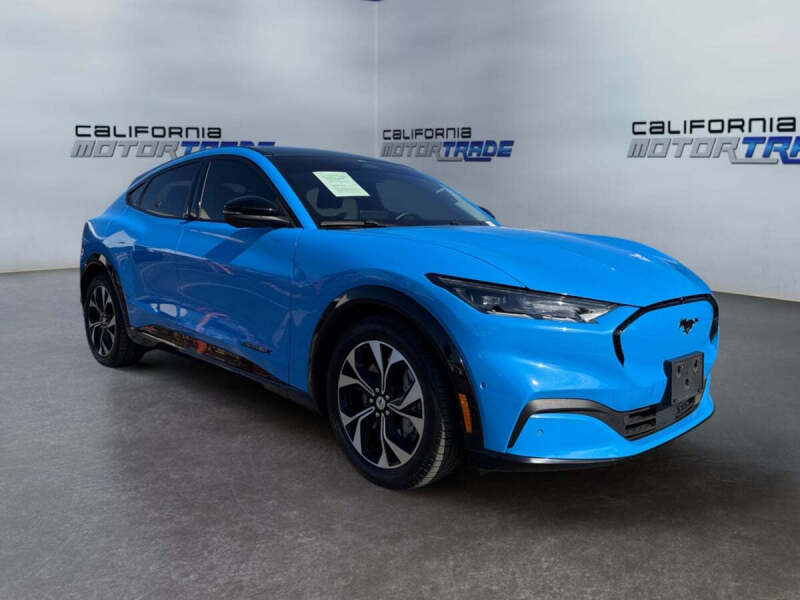 2022 Ford Mustang Mach-E Premium