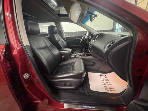 2013 Nissan Pathfinder Platinum