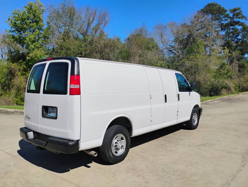 2019 Chevrolet Express 2500