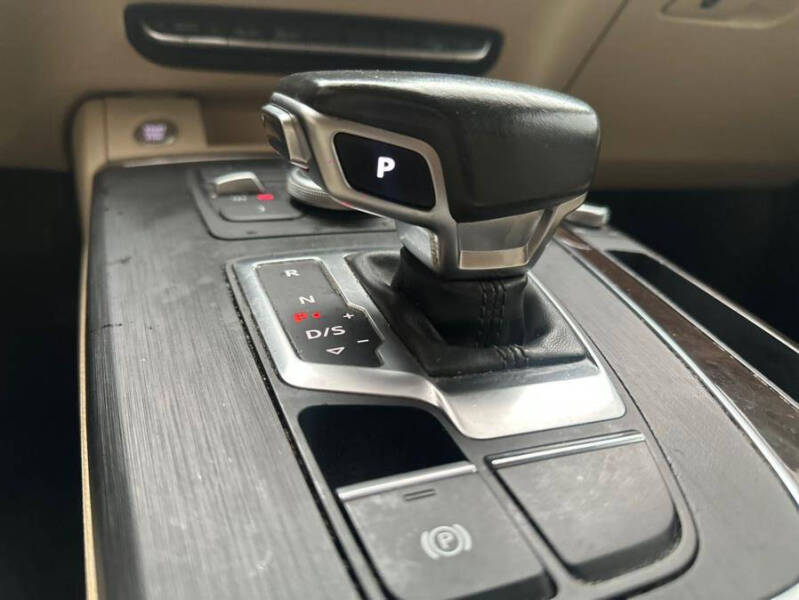 2019 Audi Q5 quattro Premium 45 TFSI