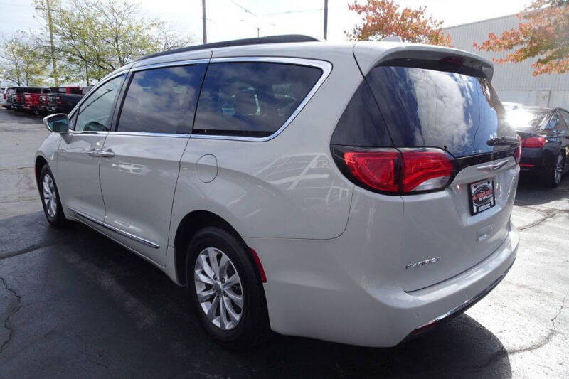 2017 Chrysler Pacifica