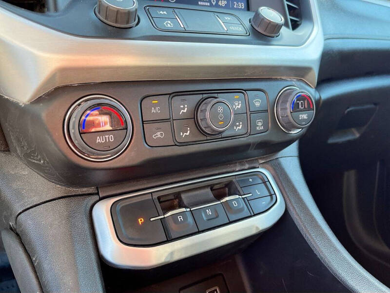 2022 GMC Acadia SLE