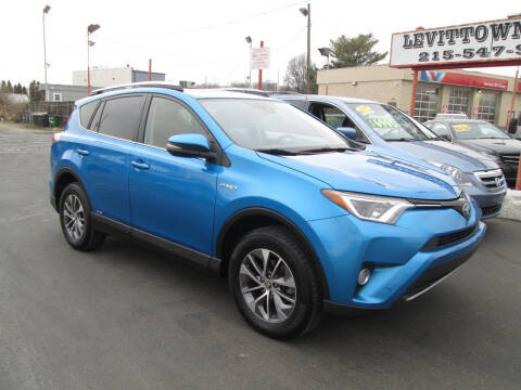 2018 Toyota RAV4 Hybrid XLE