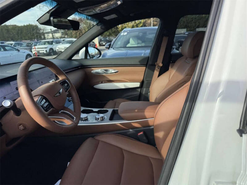 2026 Genesis GV70 2.5T Advanced