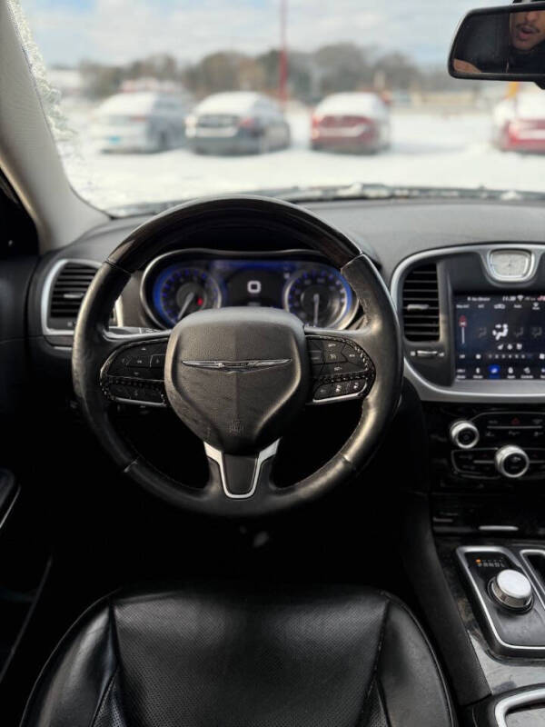 2018 Chrysler 300 Limited