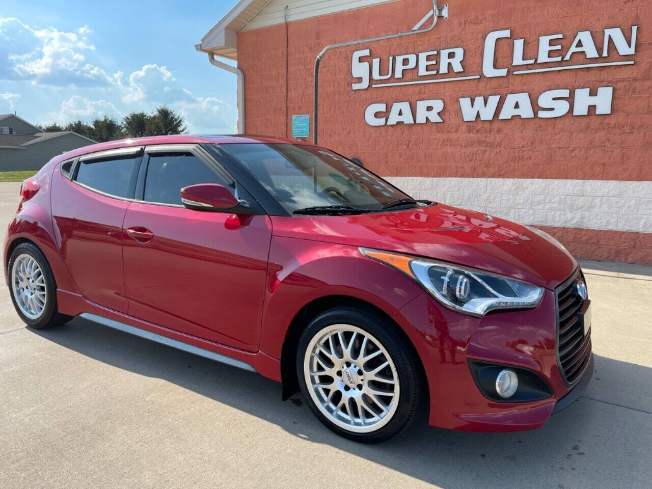 2013 Hyundai VELOSTER for sale at Illinois Auto Wholesalers in Tolono, IL