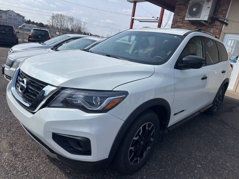 2020 Nissan Pathfinder SV