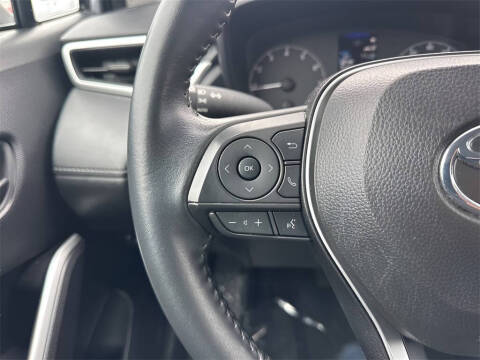 2025 Toyota Corolla Cross LE