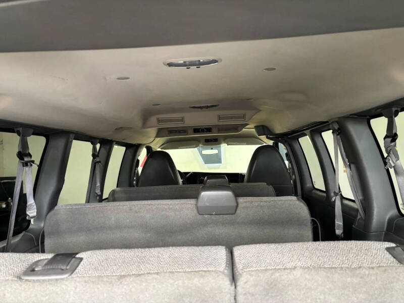 2012 GMC Savana LT 2500