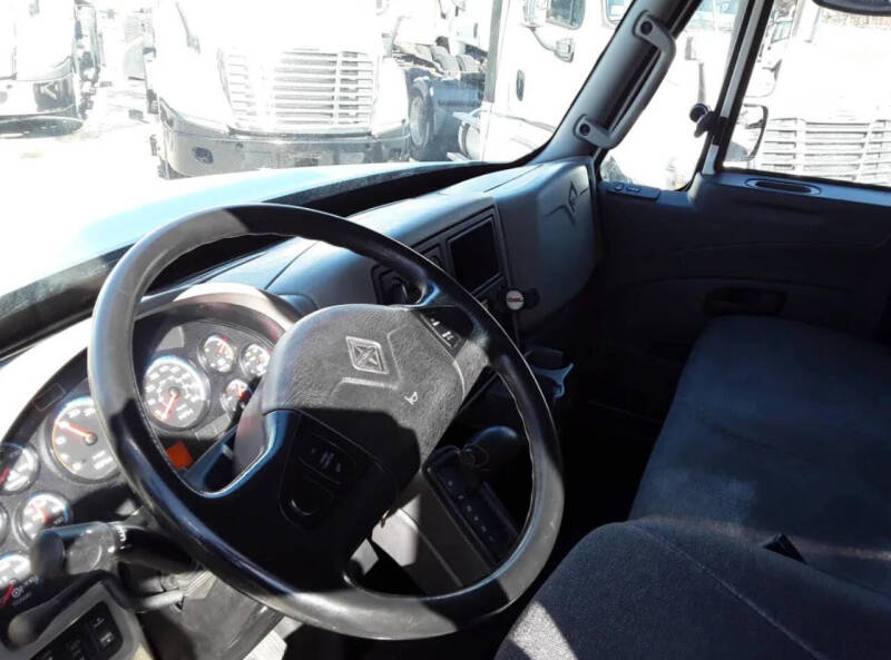 2017 International DuraStar 4300