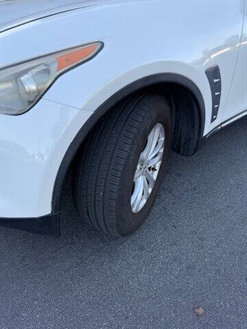 2011 Infiniti FX35