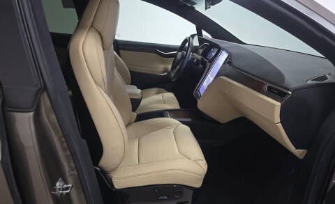 2016 Tesla Model X 90D