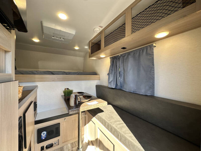 2023 Travel Lite Atom 400A / 10ft Camper