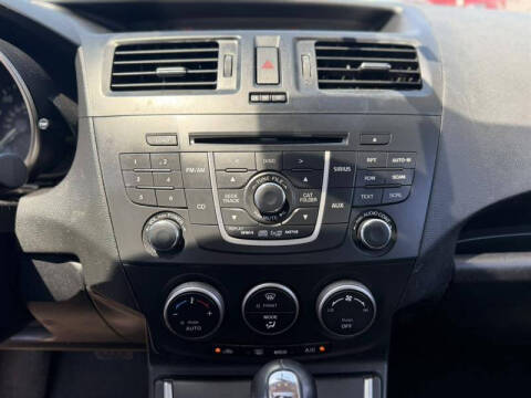 2012 Mazda MAZDA5 Touring
