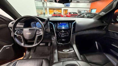 2017 Cadillac Escalade ESV Platinum