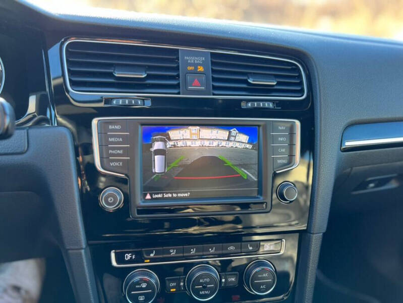 2016 Volkswagen Golf R