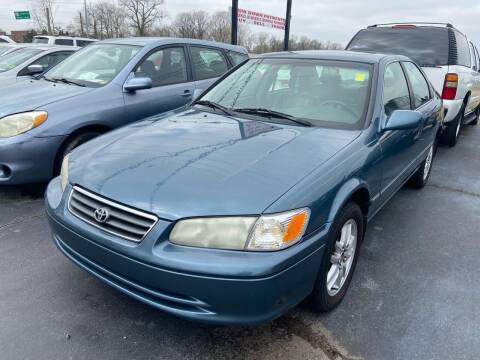 2001 Toyota Camry for sale at Sartins Auto Sales in Dyersburg TN