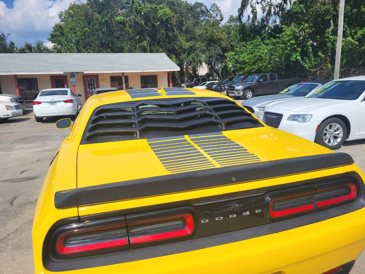 2017 Dodge Challenger for sale at FAMILY AUTO BROKERS in Longwood, FL