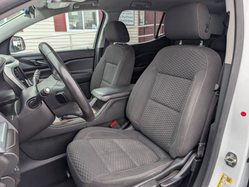 2017 GMC Acadia SLE-1