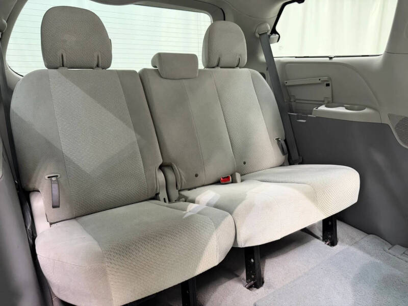 2011 Toyota Sienna