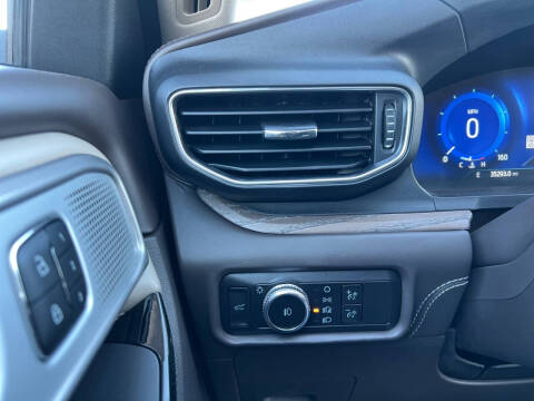 2022 Ford Explorer Platinum