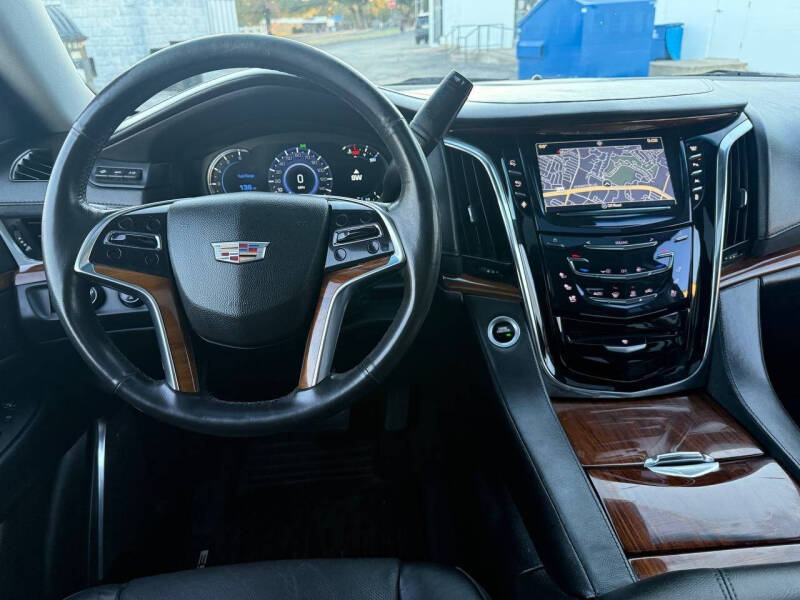 2016 Cadillac Escalade ESV Luxury Collection