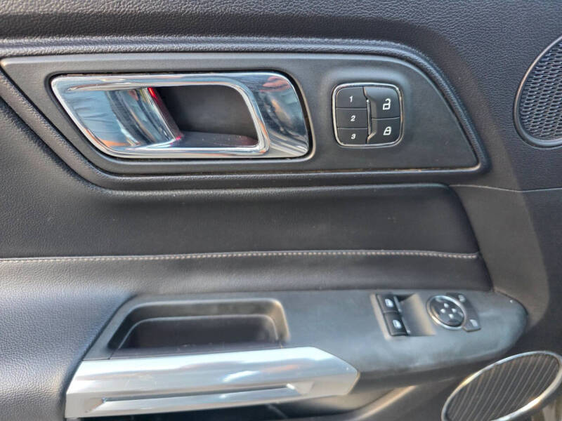 2017 Ford Mustang GT Premium