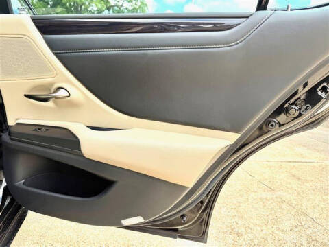 2021 Lexus ES 350