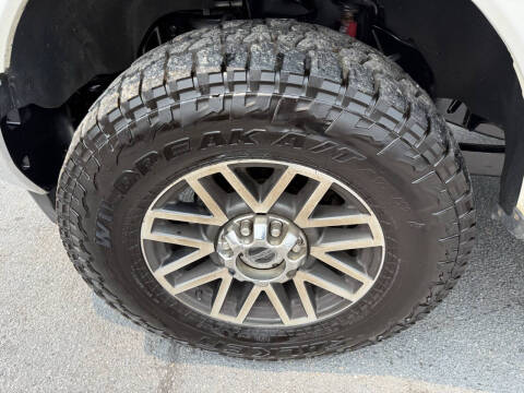 2017 Ford F-350 Super Duty Lariat